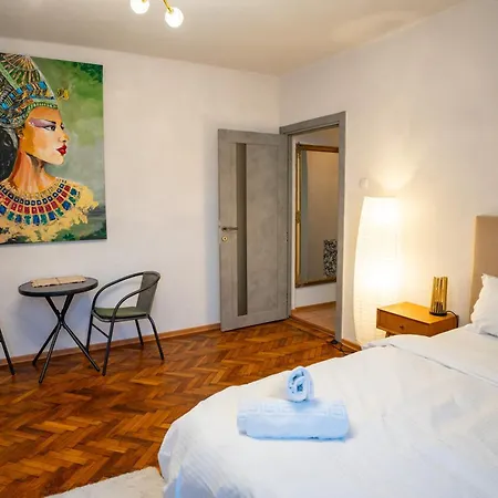 Apartment Barrique 16 - Breakfast Delivered & Minibar -old Town