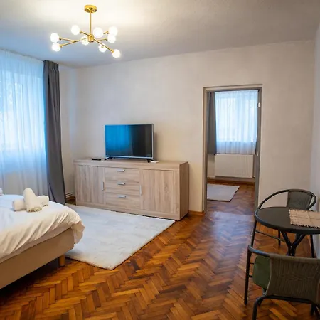 Barrique 16 - Breakfast Delivered & Minibar -old Town Apartment *
